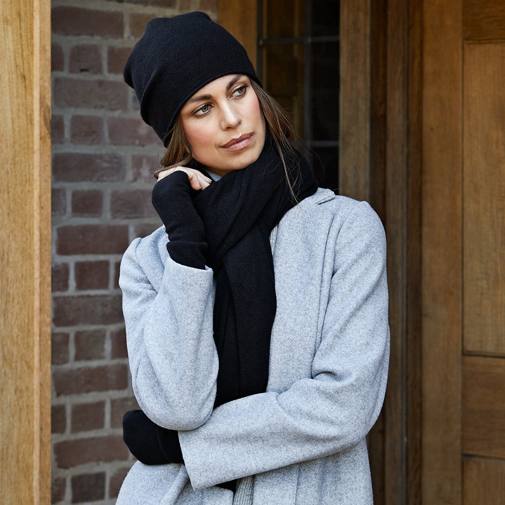 Cashmere Black Beanie - Rock the Jumpsuit